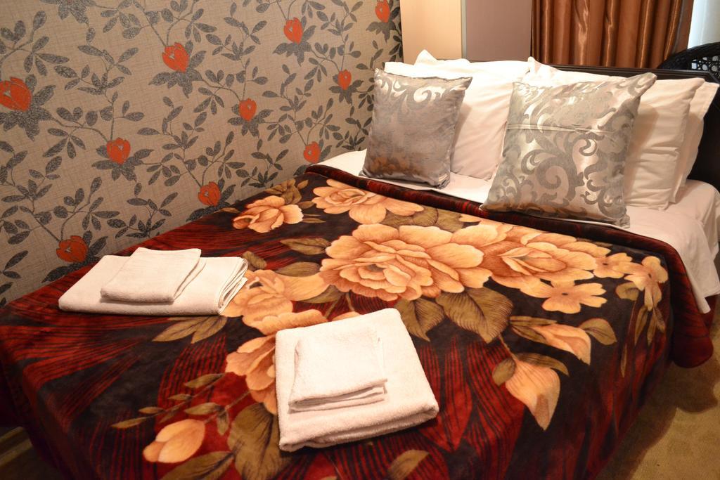 Hotel Elite House Batoumi Extérieur photo