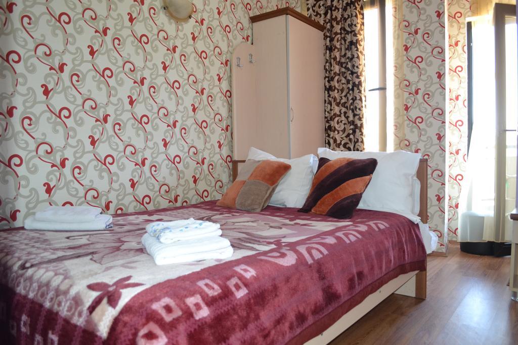 Hotel Elite House Batoumi Extérieur photo