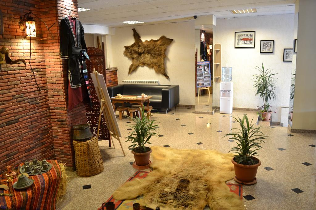 Hotel Elite House Batoumi Extérieur photo